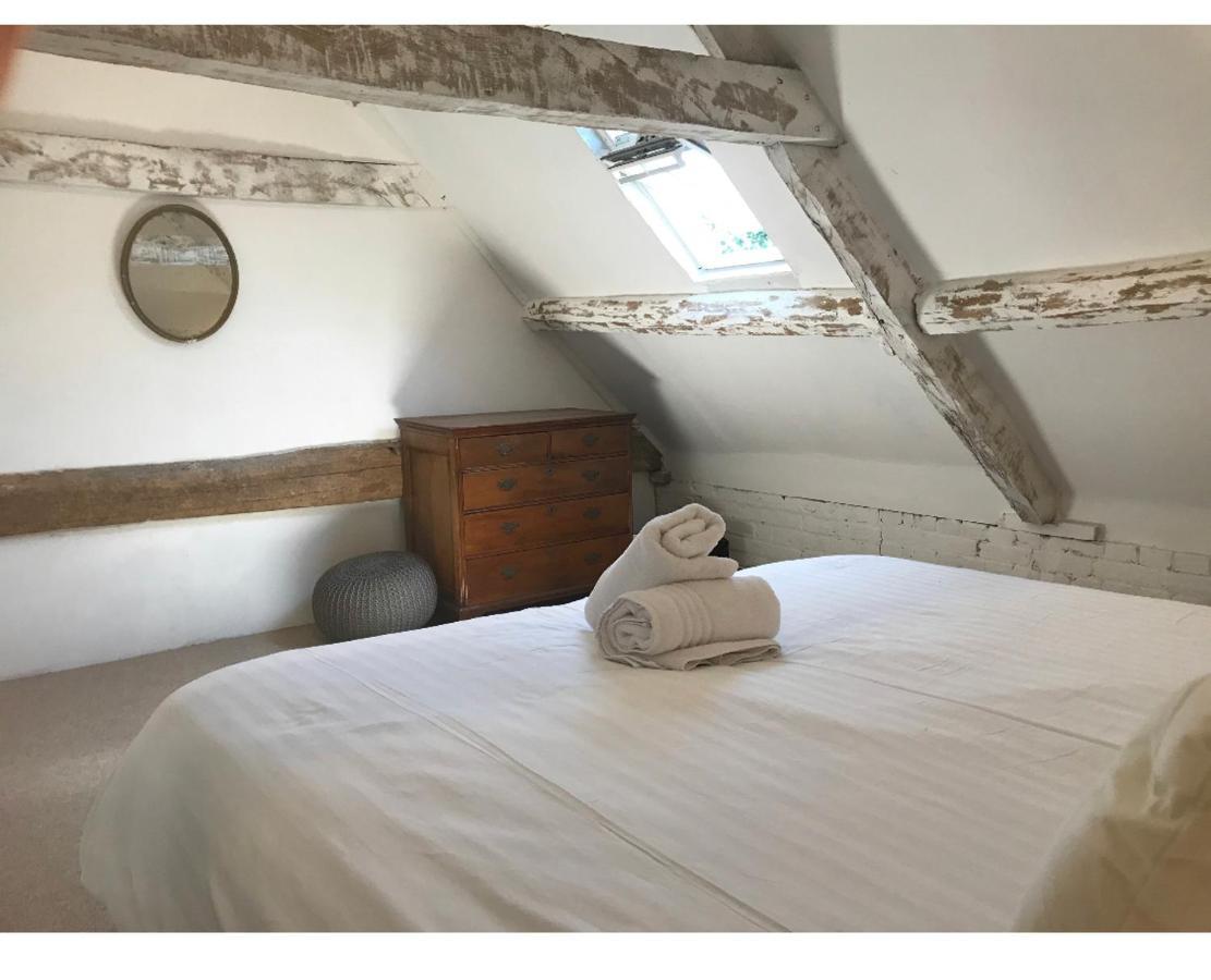 Holiday home Manor House Mews Rustic Stable Conversion *
