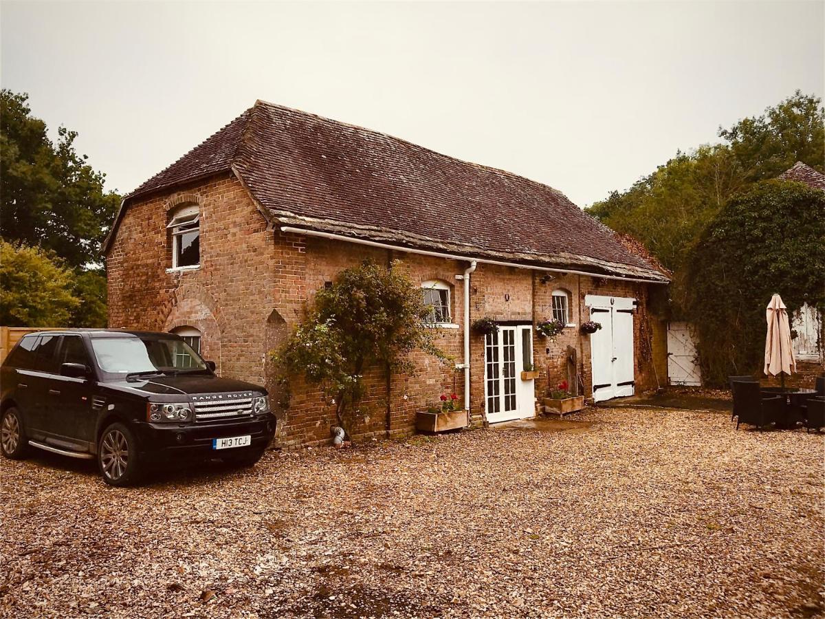 Manor House Mews Rustic Stable Conversion *